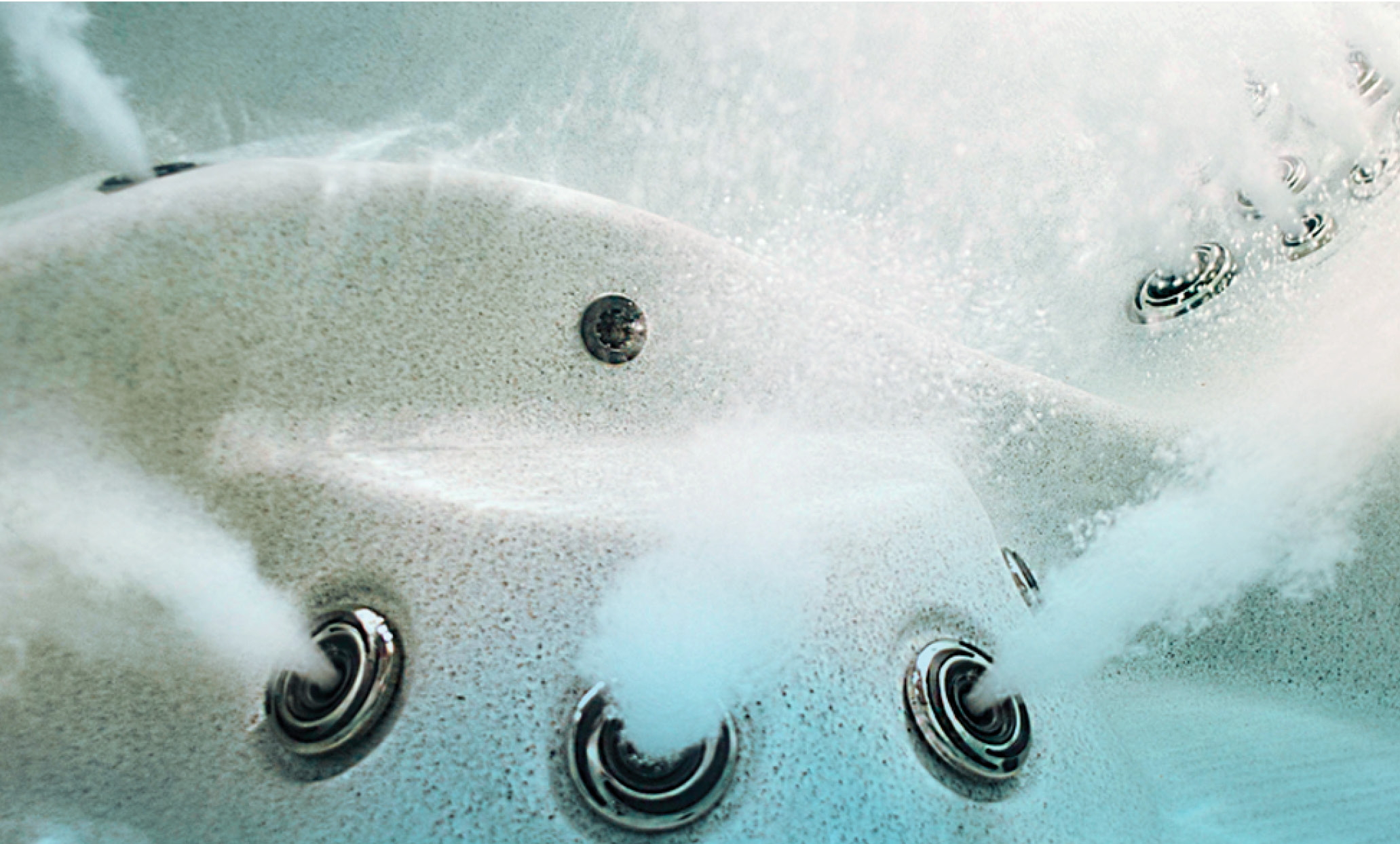 Unterwasserbild der Düsen in einem Whirlpool