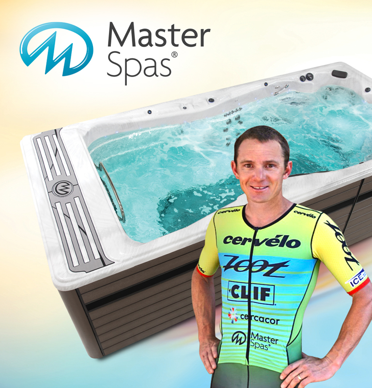 Ben Hoffman, IRONMAN-Sieger, mit einem h2x-Schwimmbad von master spas